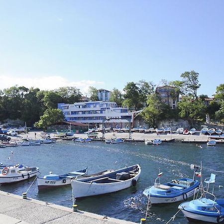 Ribarska Sreshta Family Hotel Tsarevo Exterior photo
